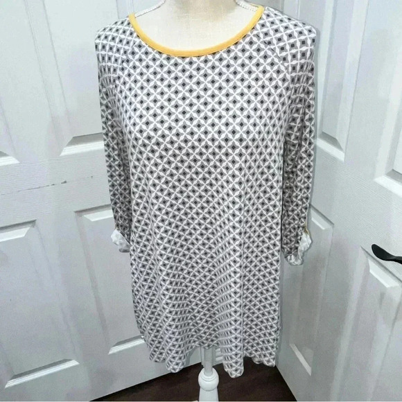 Matilda Jane Modal/Spandex blend 3/4 sleeve with button roll up- abstract print - Picture 7 of 11